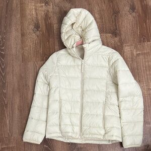 Abercrombie & Fitch Women's Cream Puffer Jacket